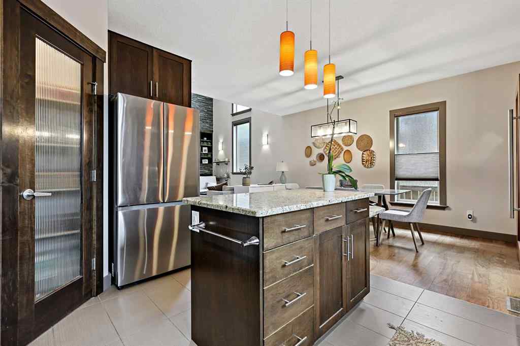 MLS® A2236482 - 2122B 52 Avenue SW in North Glenmore Park Calgary, Residential