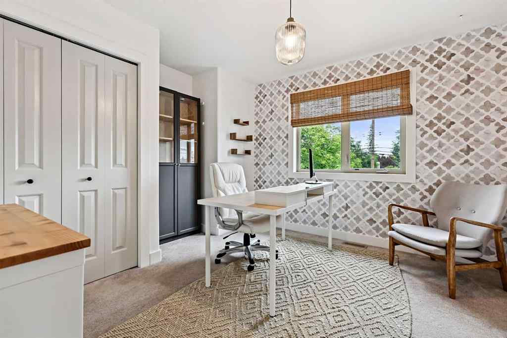 MLS® A2236482 - 2122B 52 Avenue SW in North Glenmore Park Calgary, Residential