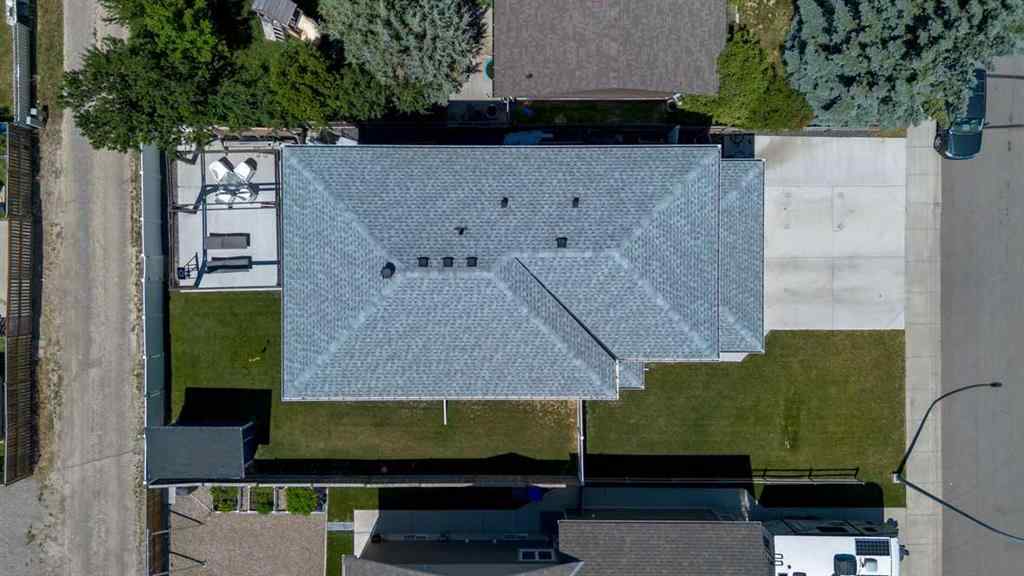 MLS® A2236488 - 4889 7th Street W in NONE Claresholm, Residential