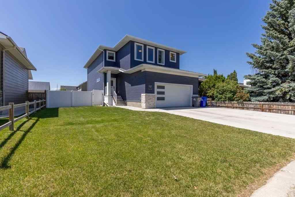 MLS® A2236488 - 4889 7th Street W in NONE Claresholm, Residential