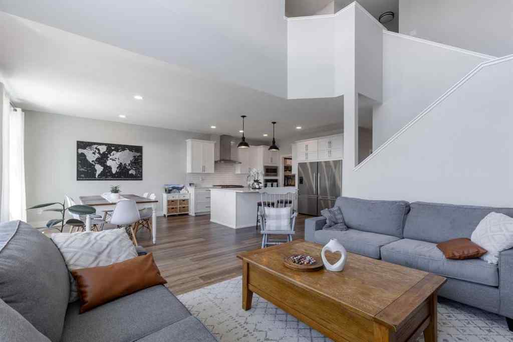 MLS® A2236488 - 4889 7th Street W in NONE Claresholm, Residential