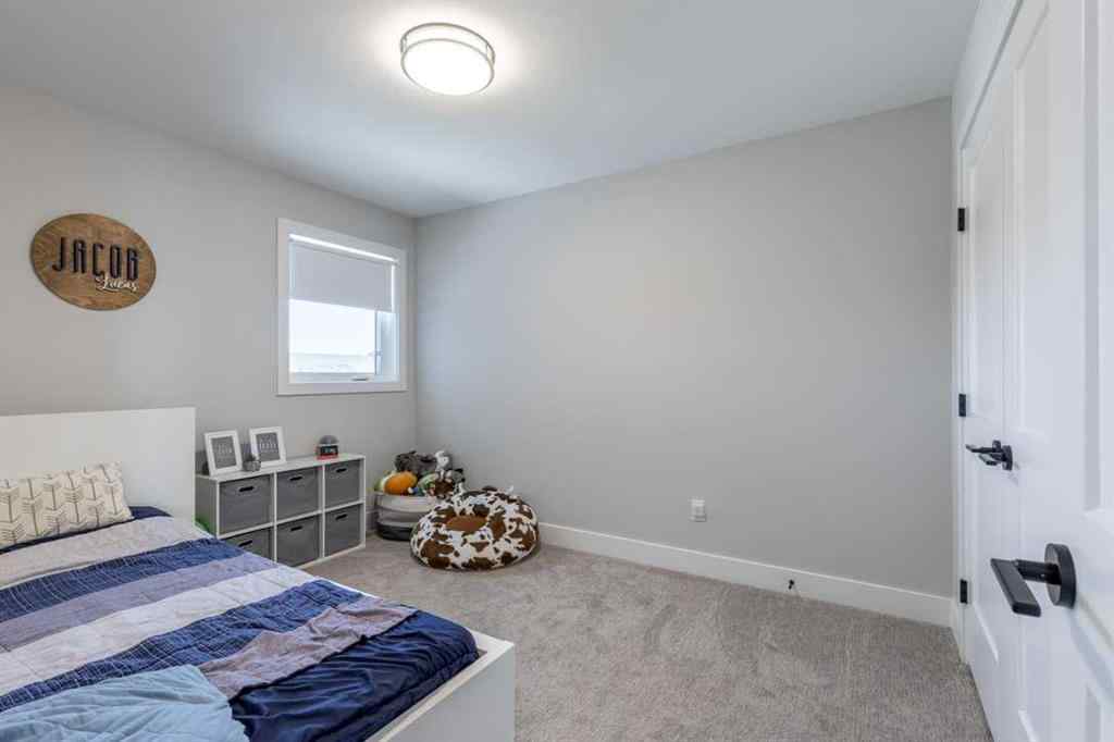 MLS® A2236488 - 4889 7th Street W in NONE Claresholm, Residential