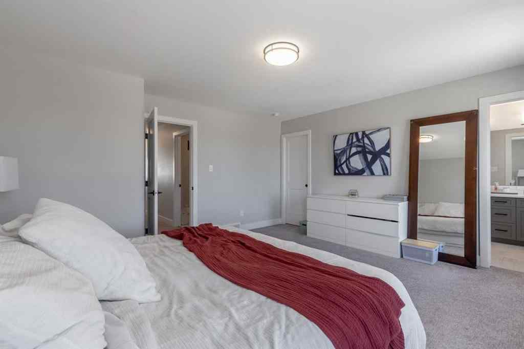 MLS® A2236488 - 4889 7th Street W in NONE Claresholm, Residential