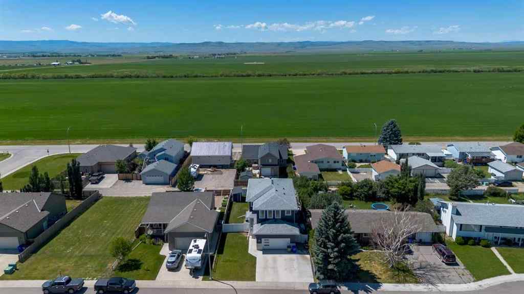 MLS® A2236488 - 4889 7th Street W in NONE Claresholm, Residential