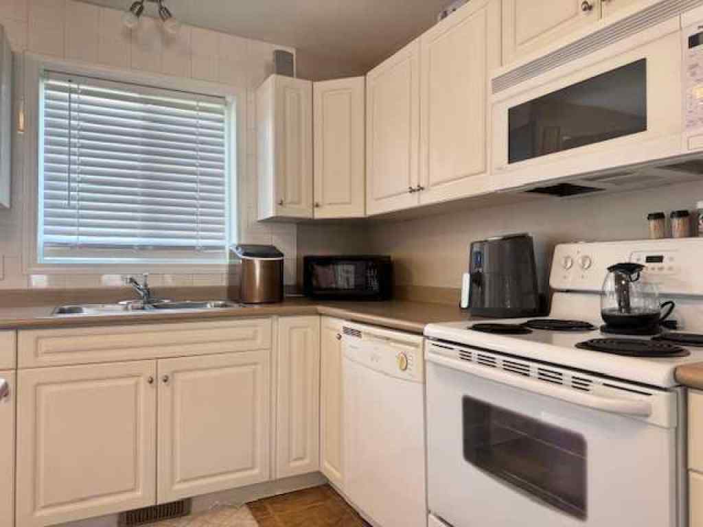 MLS® A2236494 - Unit #116 4701 47 Avenue  in East Lloydminster Lloydminster, Residential