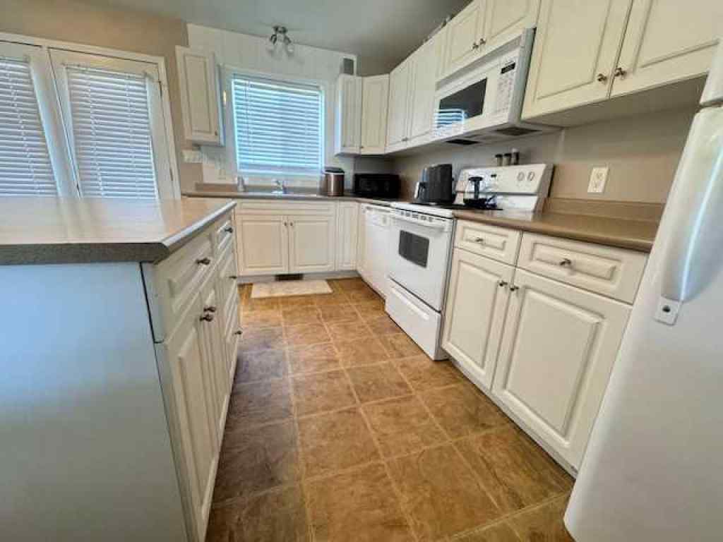 MLS® A2236494 - Unit #116 4701 47 Avenue  in East Lloydminster Lloydminster, Residential
