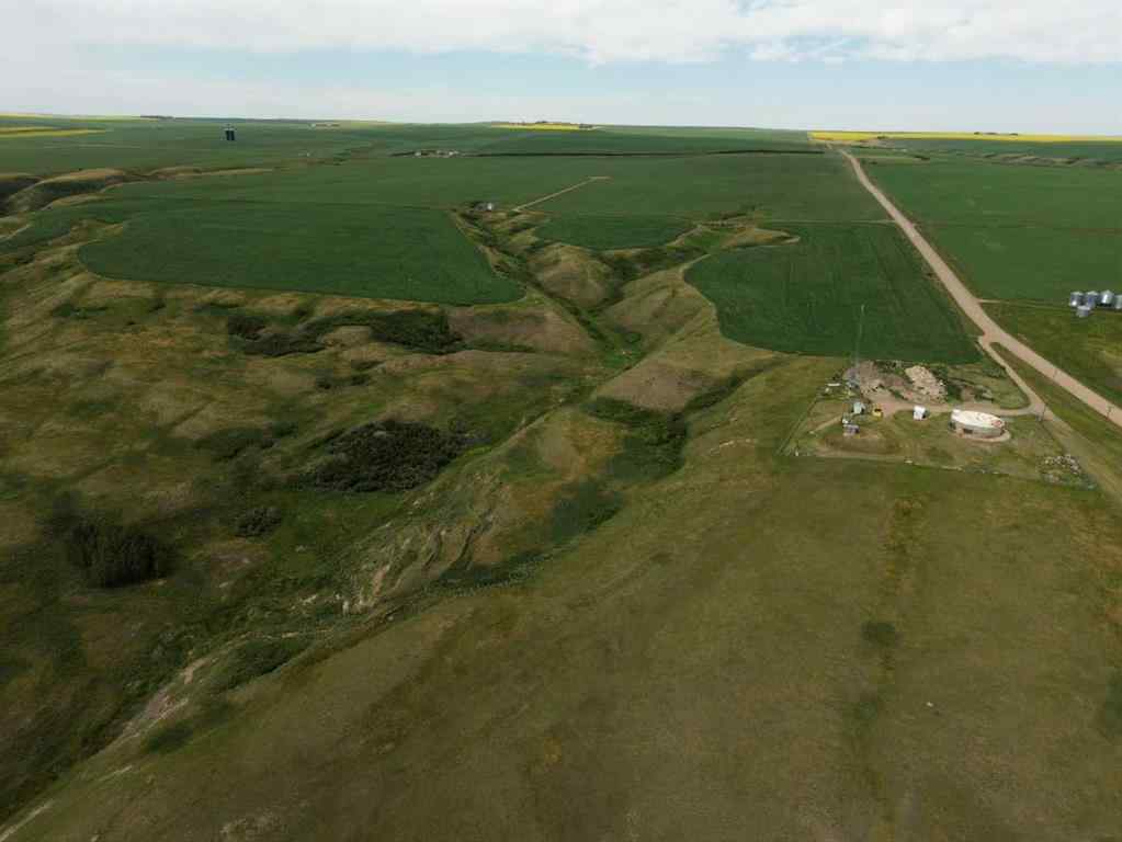 MLS® A2236502 -  SE-22-29-23-W4M   in NONE Rural Kneehill County, Agri-Business
