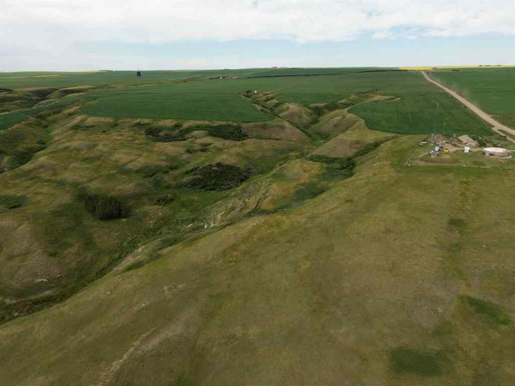 MLS® A2236502 -  SE-22-29-23-W4M   in NONE Rural Kneehill County, Agri-Business