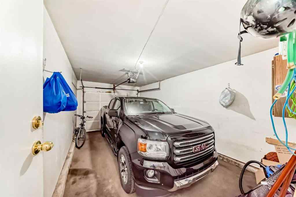 MLS® A2236506 - Unit #16 803 Varsity Estates Drive NW in Varsity Calgary, Residential