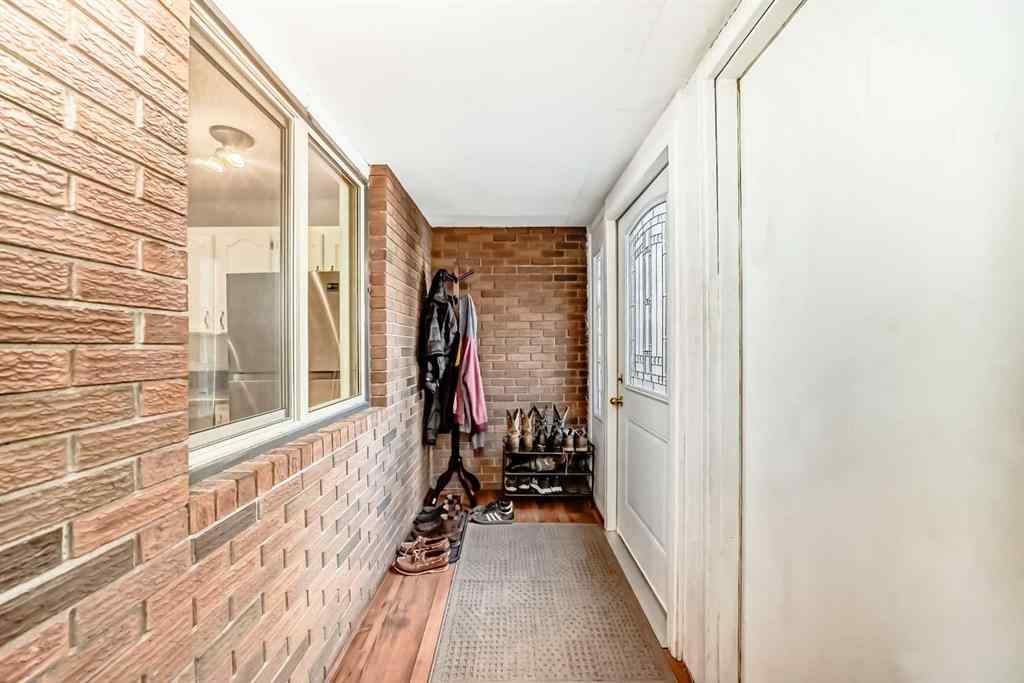 MLS® A2236506 - Unit #16 803 Varsity Estates Drive NW in Varsity Calgary, Residential
