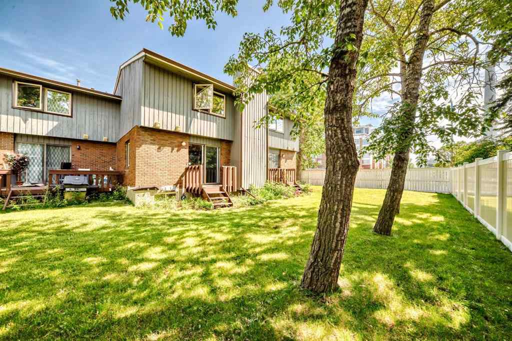 MLS® A2236506 - Unit #16 803 Varsity Estates Drive NW in Varsity Calgary, Residential