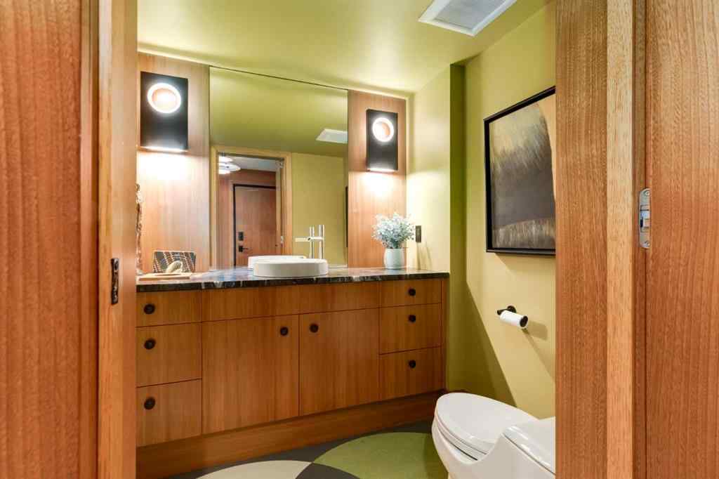 MLS® A2236509 - Unit #1001 300 Meredith Road NE in Crescent Heights Calgary, Residential