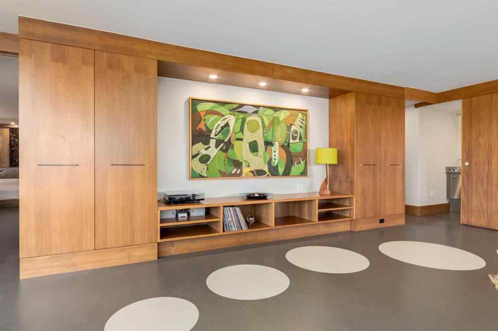 MLS® A2236509 - Unit #1001 300 Meredith Road NE in Crescent Heights Calgary, Residential