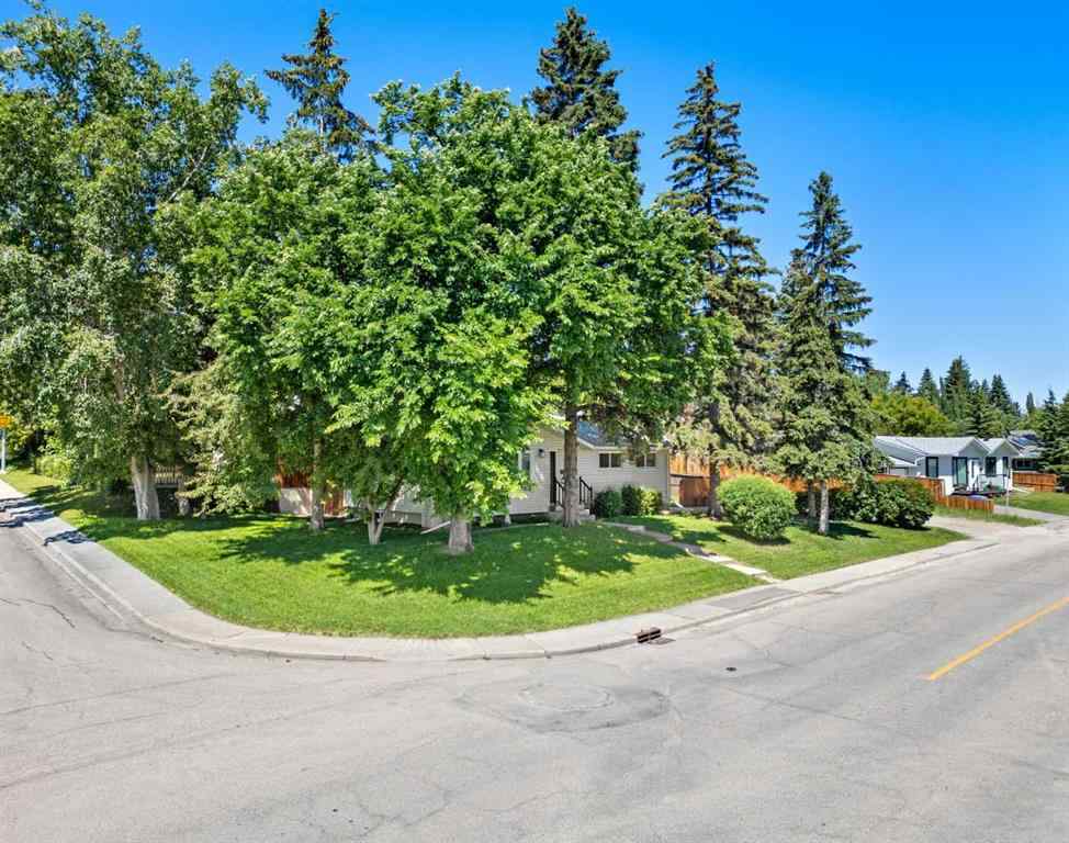 MLS® A2236514 - 321 Haddon Road SW in Haysboro Calgary, Residential
