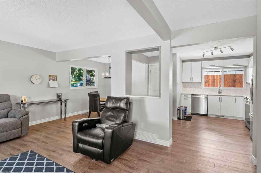 MLS® A2236514 - 321 Haddon Road SW in Haysboro Calgary, Residential