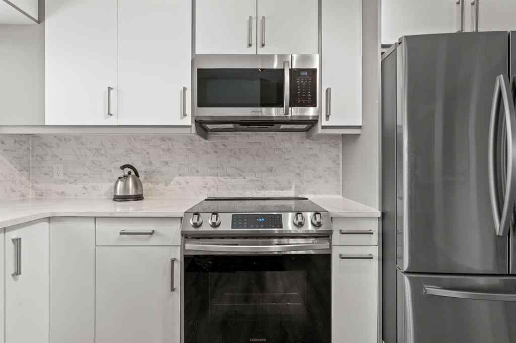 MLS® A2236514 - 321 Haddon Road SW in Haysboro Calgary, Residential