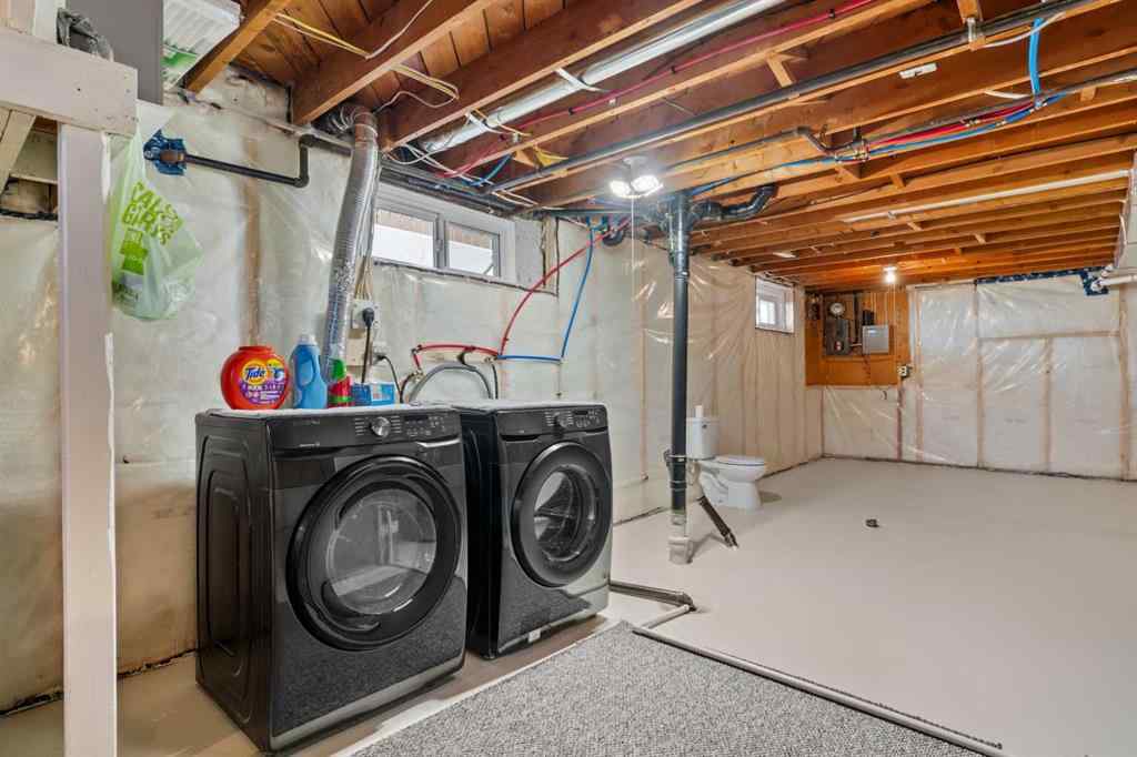 MLS® A2236514 - 321 Haddon Road SW in Haysboro Calgary, Residential