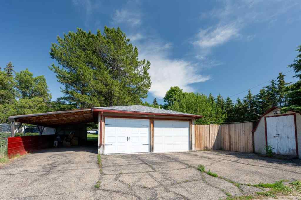 MLS® A2236523 - 3902 45 Street  in Riverside Ponoka, Residential