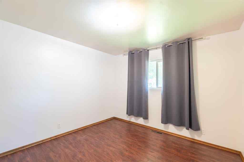 MLS® A2236523 - 3902 45 Street  in Riverside Ponoka, Residential