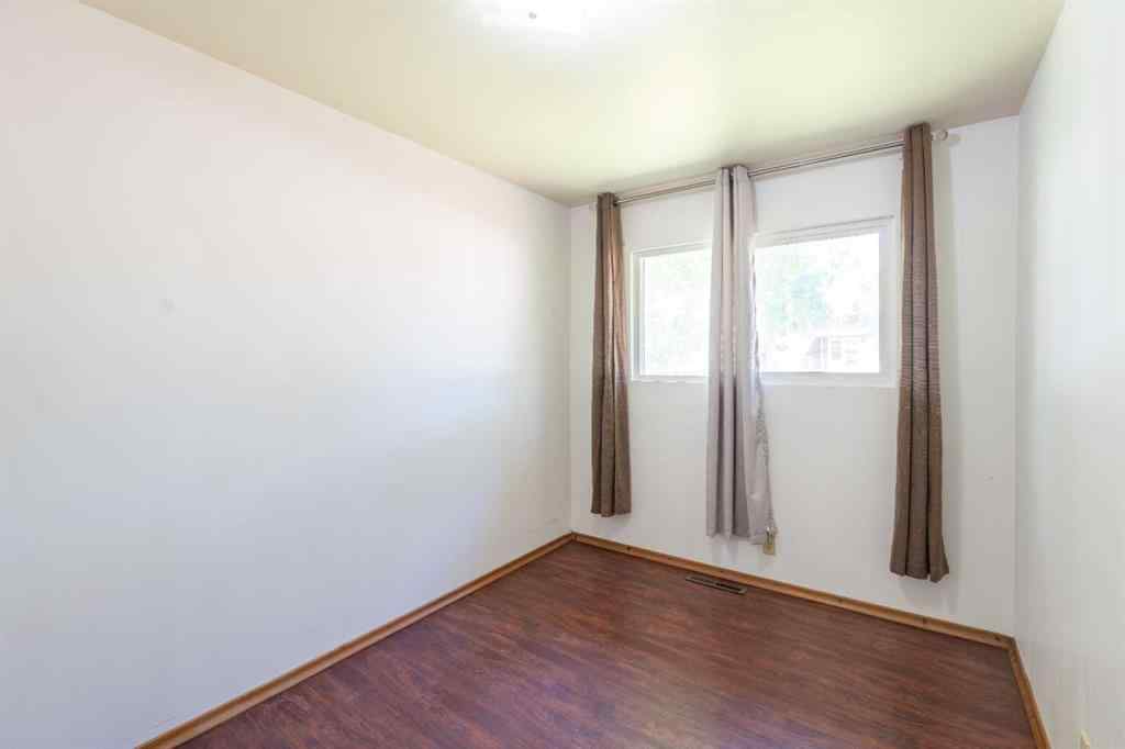 MLS® A2236523 - 3902 45 Street  in Riverside Ponoka, Residential