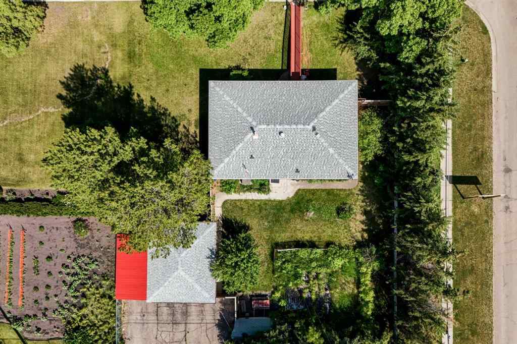 MLS® A2236523 - 3902 45 Street  in Riverside Ponoka, Residential