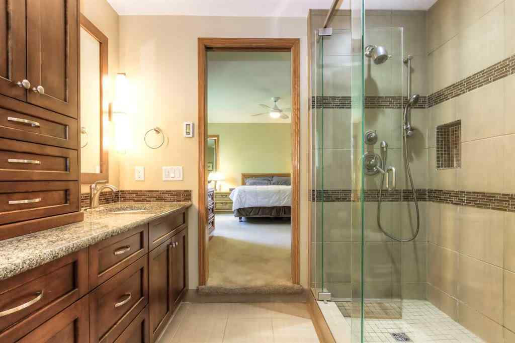 MLS® A2236524 - 961 Sierra Morena Court SW in Signal Hill Calgary, Residential