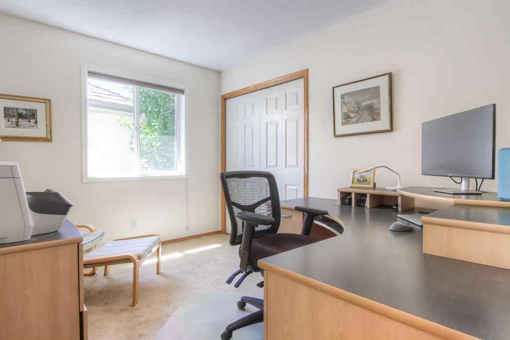 MLS® A2236524 - 961 Sierra Morena Court SW in Signal Hill Calgary, Residential