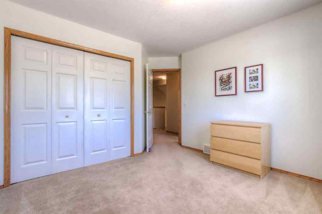 MLS® A2236524 - 961 Sierra Morena Court SW in Signal Hill Calgary, Residential