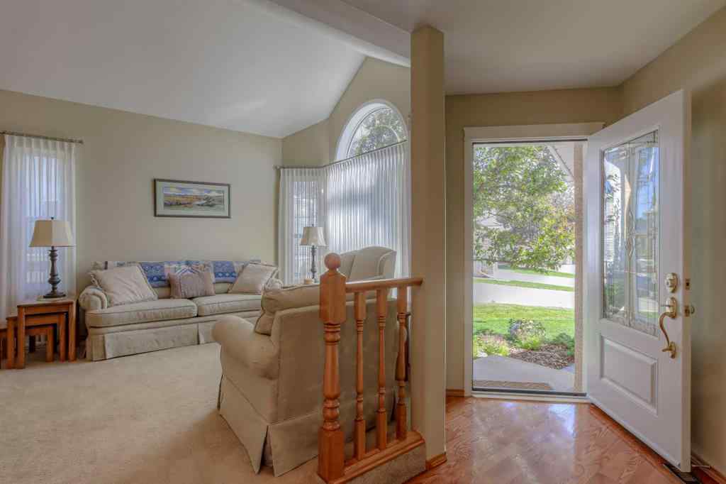 MLS® A2236524 - 961 Sierra Morena Court SW in Signal Hill Calgary, Residential