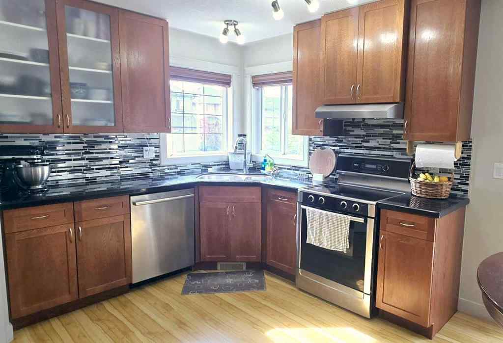 MLS® A2236529 - 1156 Sherwood Boulevard NW in Sherwood Calgary, Residential