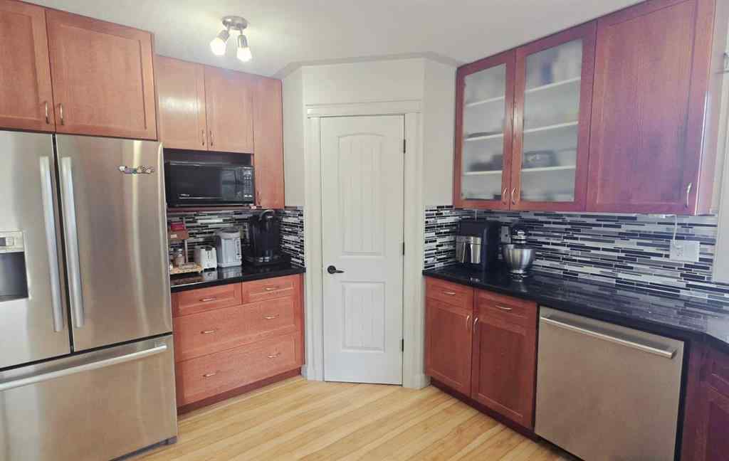 MLS® A2236529 - 1156 Sherwood Boulevard NW in Sherwood Calgary, Residential