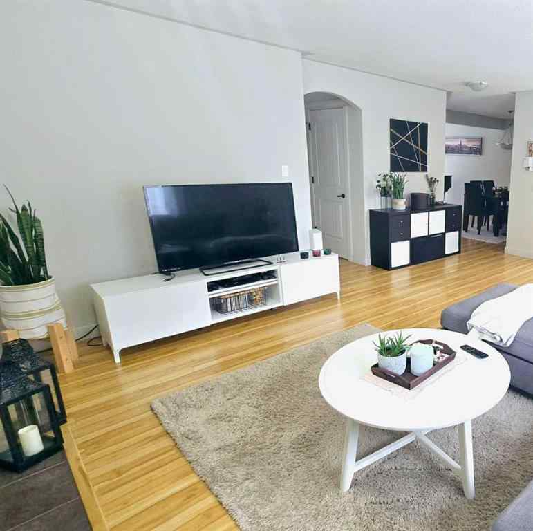 MLS® A2236529 - 1156 Sherwood Boulevard NW in Sherwood Calgary, Residential