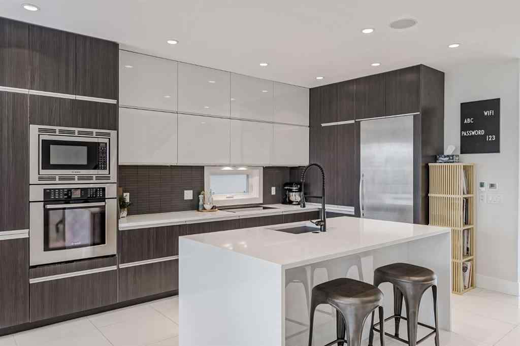 MLS® A2236533 - 1928 27 Avenue SW in South Calgary Calgary, Residential