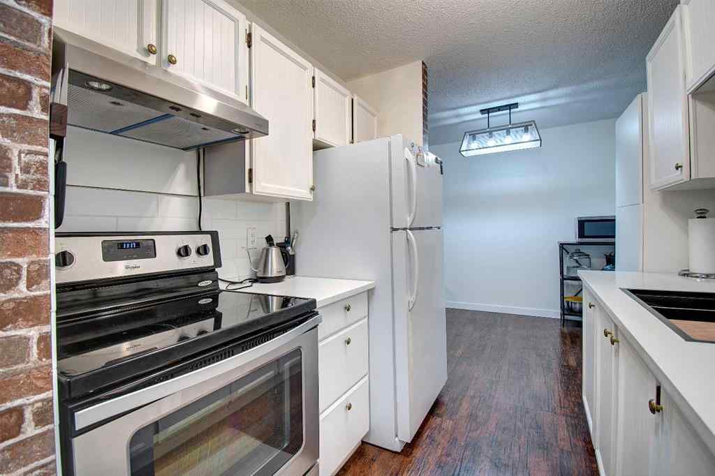 MLS® A2236535 - Unit #108 816 89 Avenue SW in Haysboro Calgary, Residential