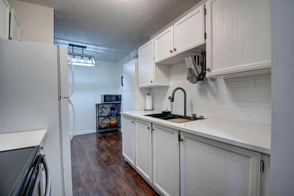 MLS® A2236535 - Unit #108 816 89 Avenue SW in Haysboro Calgary, Residential