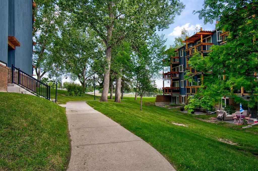 MLS® A2236535 - Unit #108 816 89 Avenue SW in Haysboro Calgary, Residential