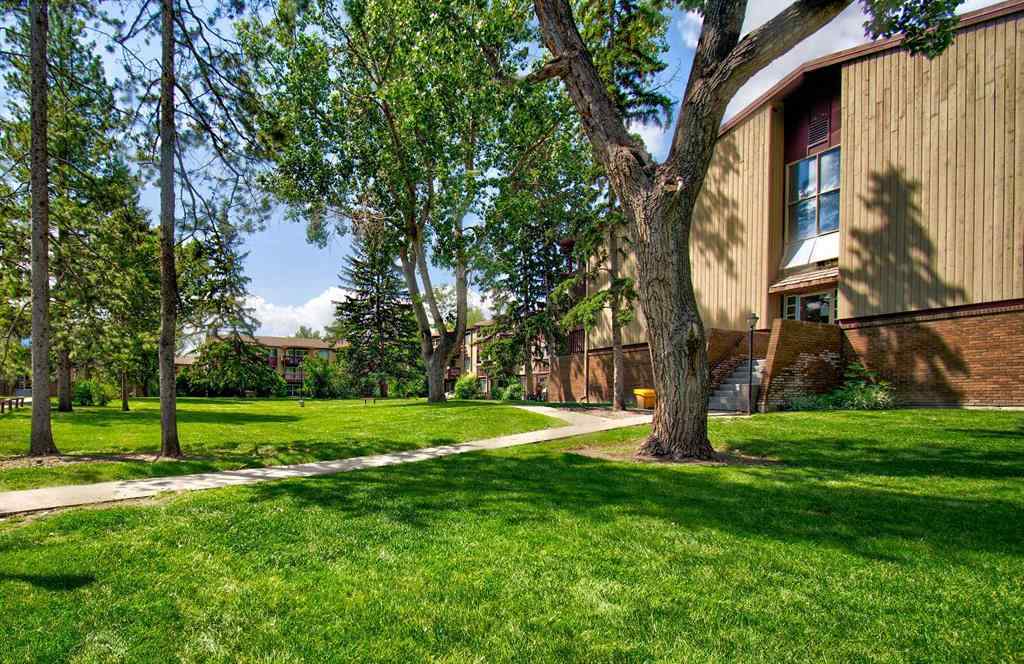 MLS® A2236535 - Unit #108 816 89 Avenue SW in Haysboro Calgary, Residential