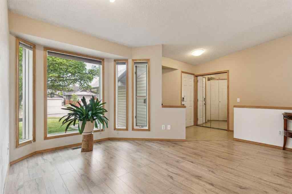 MLS® A2236543 - 810 Coventry Drive NE in Coventry Hills Calgary, Residential