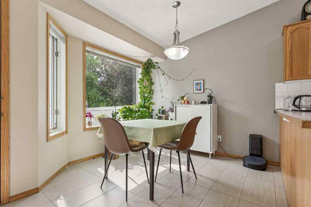 MLS® A2236543 - 810 Coventry Drive NE in Coventry Hills Calgary, Residential