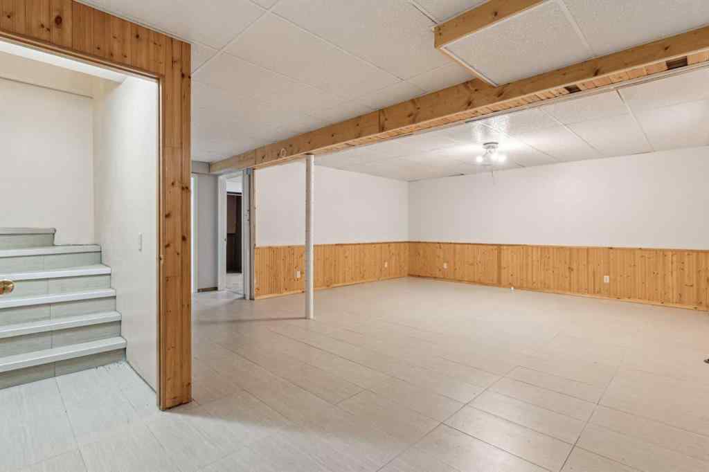 MLS® A2236543 - 810 Coventry Drive NE in Coventry Hills Calgary, Residential