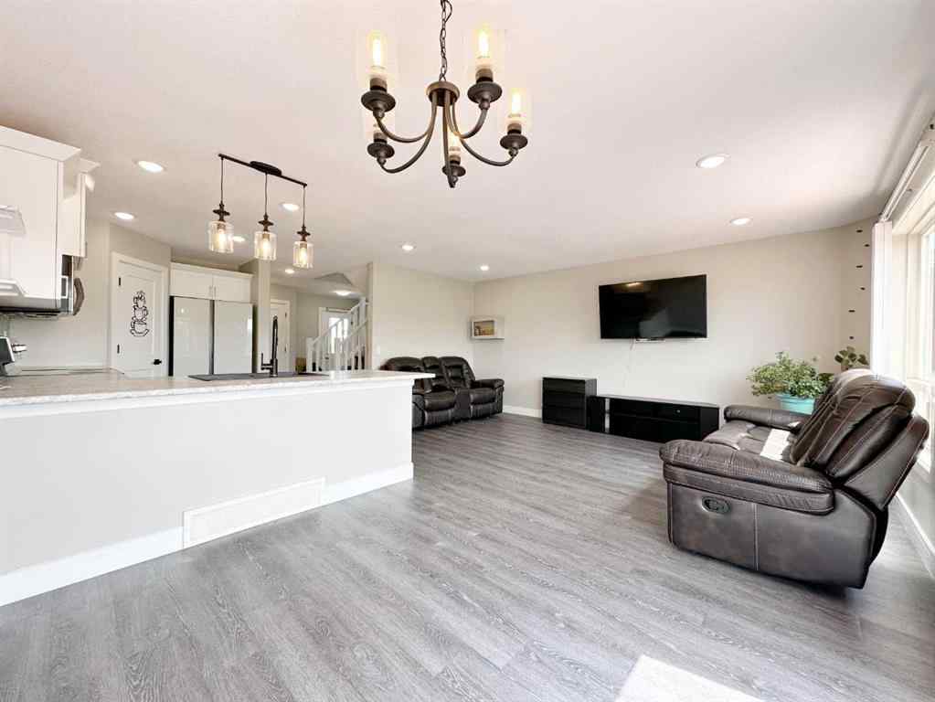 MLS® A2236560 - 2519 6 Avenue  in Wainwright Wainwright, Residential