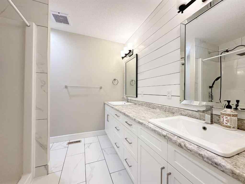 MLS® A2236560 - 2519 6 Avenue  in Wainwright Wainwright, Residential