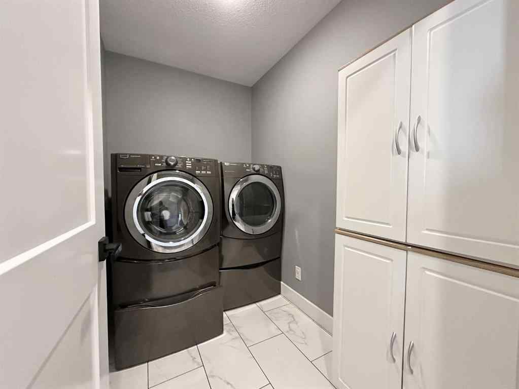 MLS® A2236560 - 2519 6 Avenue  in Wainwright Wainwright, Residential