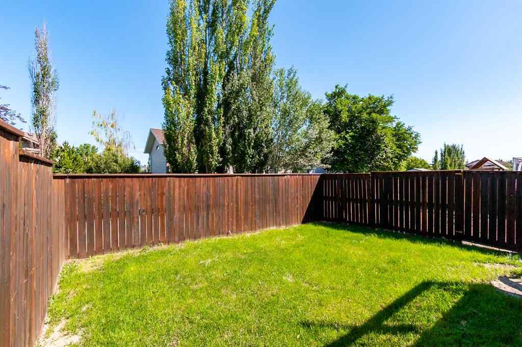 MLS® A2236576 - 5124 42 Street  in NONE Olds, Residential
