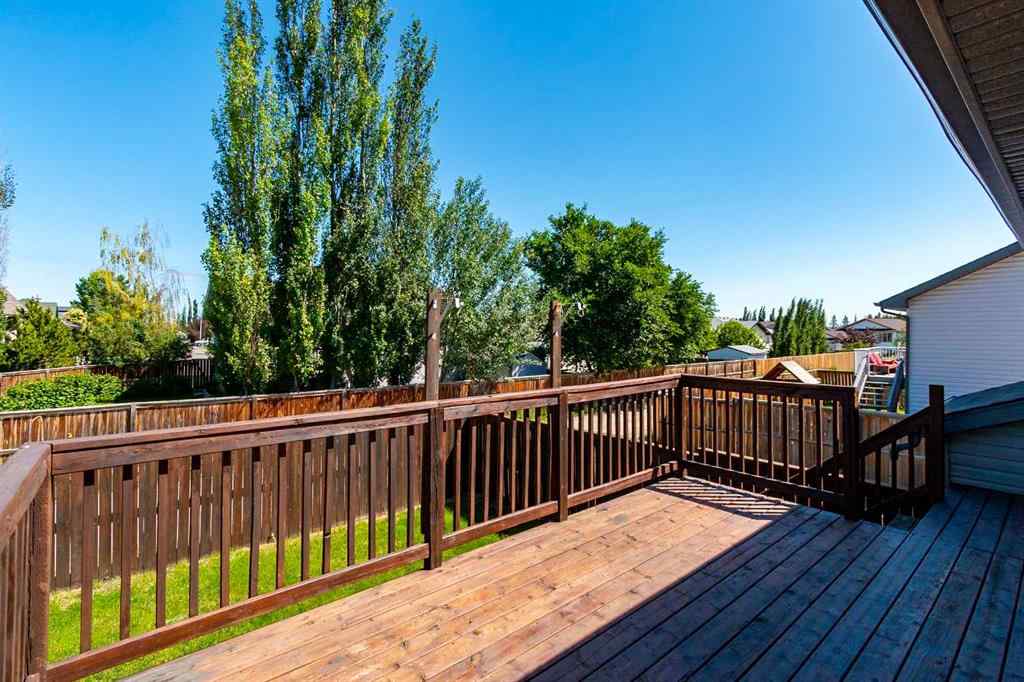 MLS® A2236576 - 5124 42 Street  in NONE Olds, Residential