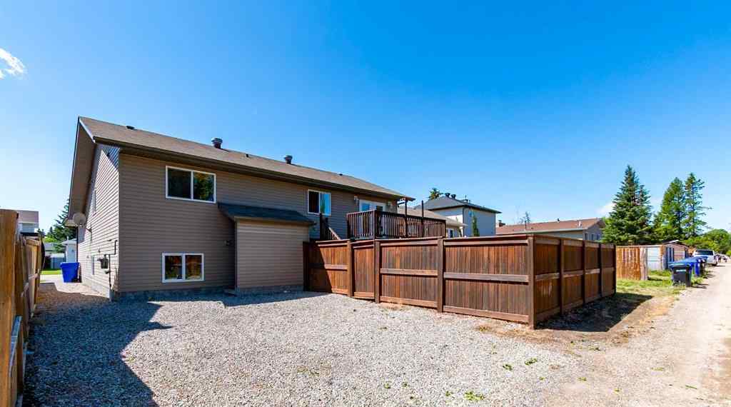 MLS® A2236576 - 5124 42 Street  in NONE Olds, Residential
