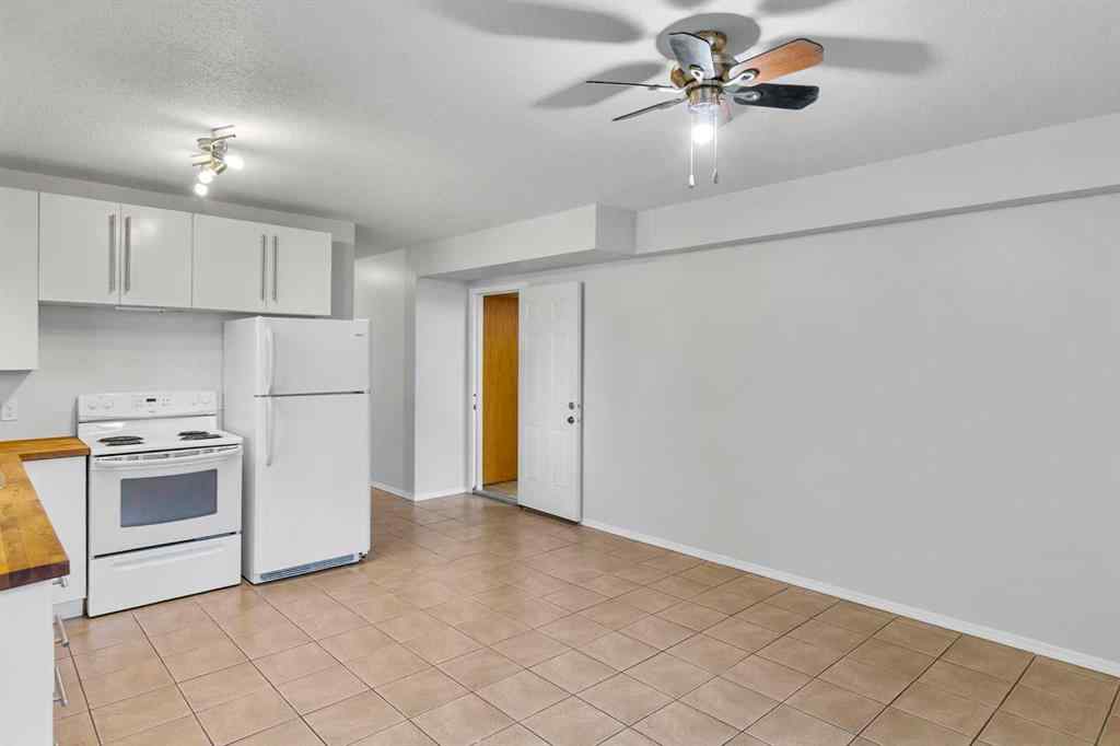 MLS® A2236576 - 5124 42 Street  in NONE Olds, Residential