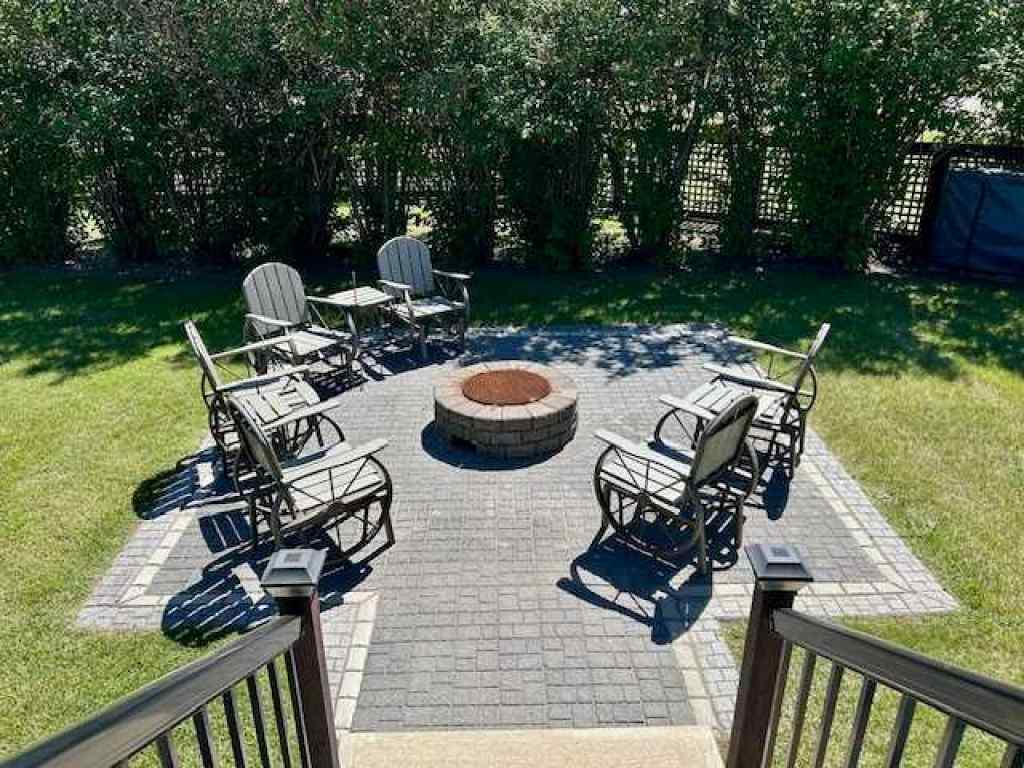 MLS® A2236577 - 5107 45th Street   in NONE Alix, Residential