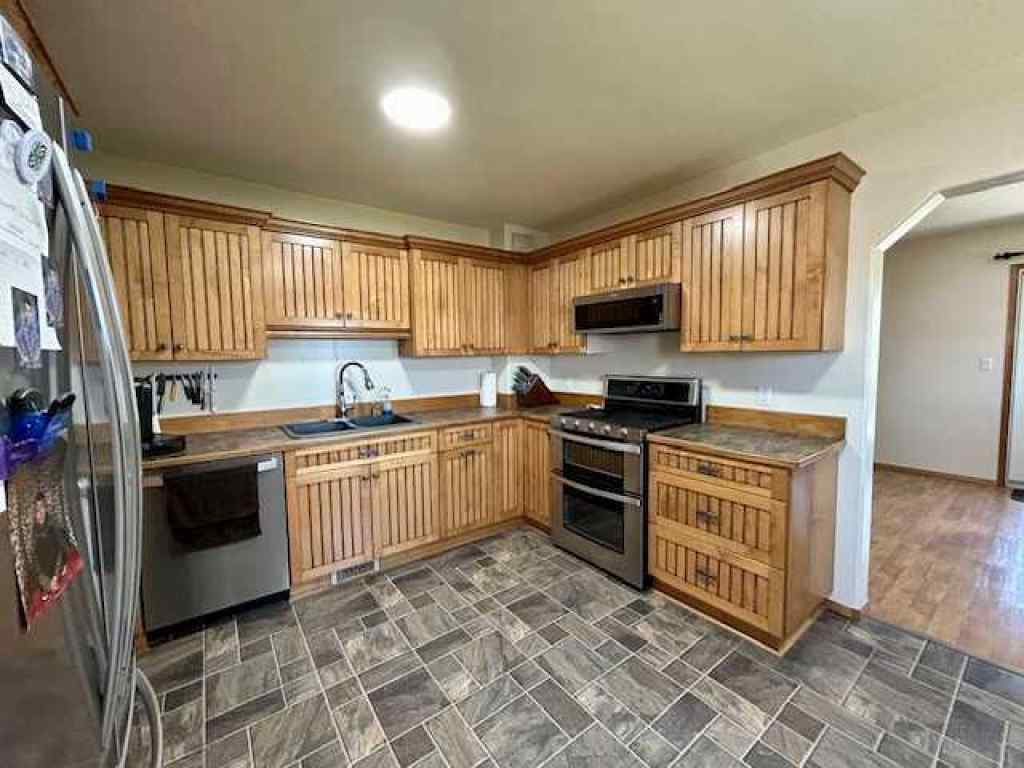 MLS® A2236577 - 5107 45th Street   in NONE Alix, Residential