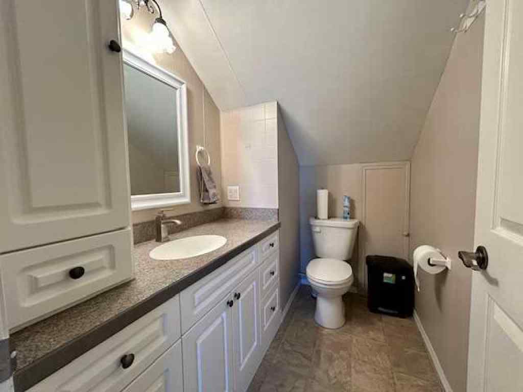MLS® A2236577 - 5107 45th Street   in NONE Alix, Residential